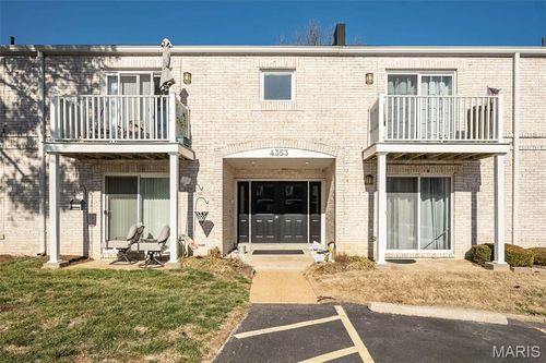 apt-b-4353 Chateau De Ville Dr, Saint Louis, MO, 63129-1827 | Card Image