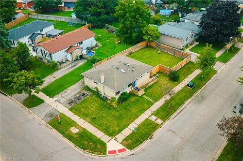 56 Ashbury Ave, London, ON, N6E1T1 | Card Image