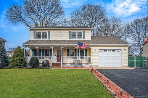 61 Arpage Dr E, Shirley, NY, 11967-3805 | Card Image