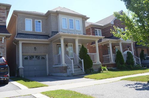 61 Summerside Ave, Whitby, ON, L1R0J9 | Card Image