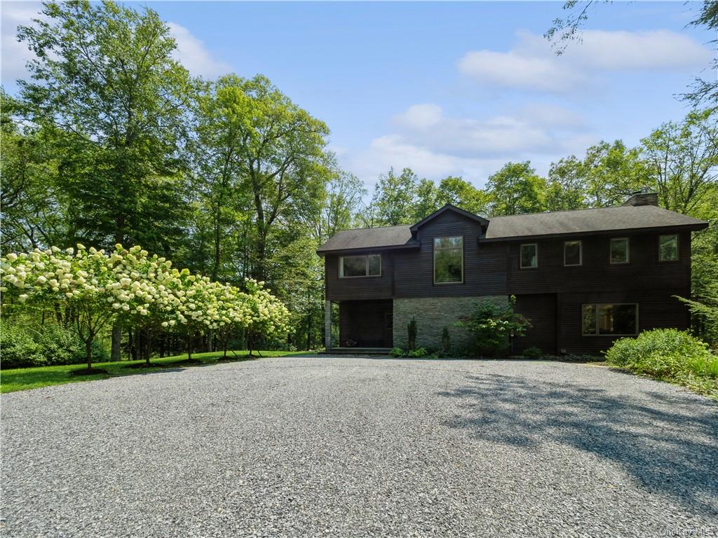 Moog Rd, Garrison, NY 10524