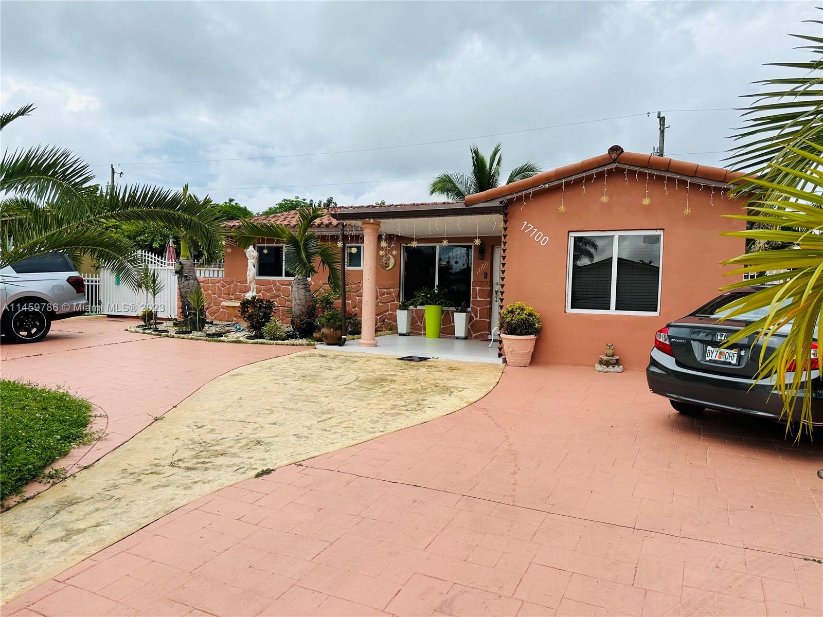 118th Pl, Miami, FL 33177