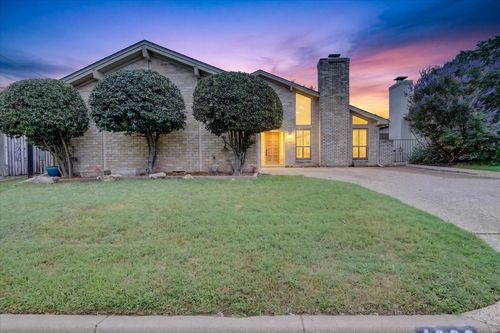 4083 Hidden View Cir, Fort Worth, TX, 76109-4626 | Card Image