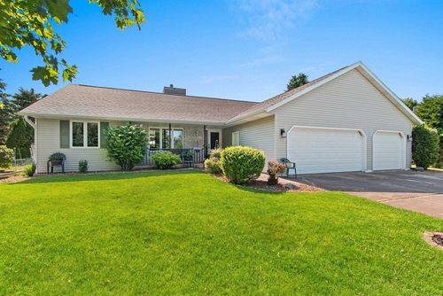 2957 Vince Lane, SUAMICO, WI, 54313 | Card Image