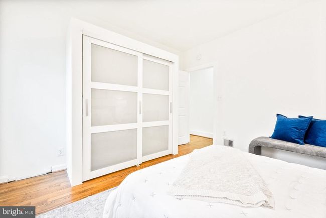 319 Hume Ave, Home with 2 bedrooms, 2 bathrooms and null parking in ALEXANDRIA VA | Image 6