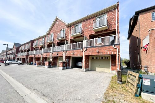 5295 Major Mackenzie Dr E, Markham, ON, L6C0N3 | Card Image