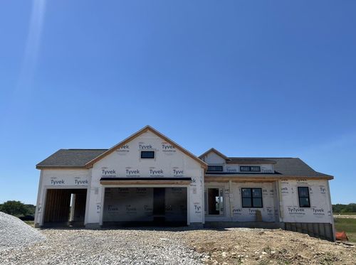 W261N6831 Prairie Ct, Sussex, WI, 53089 | Card Image