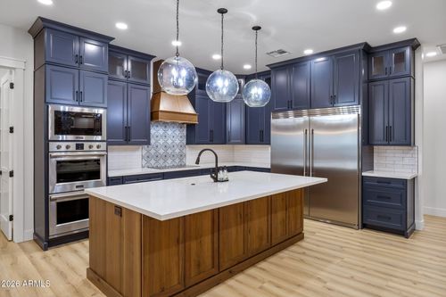 6733 Perkins Ln, Show Low, AZ, 85901-0523 | Card Image