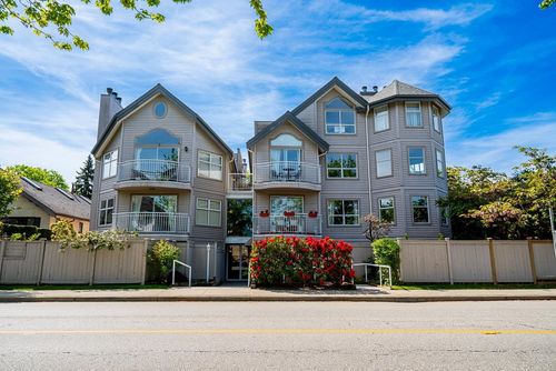 592 W 16th Avenue, Vancouver, BC, V5Z1S4 | Card Image