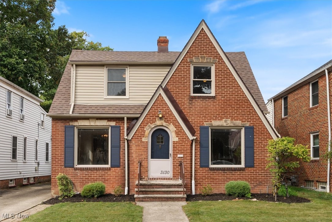 160th St, Cleveland, OH 44111