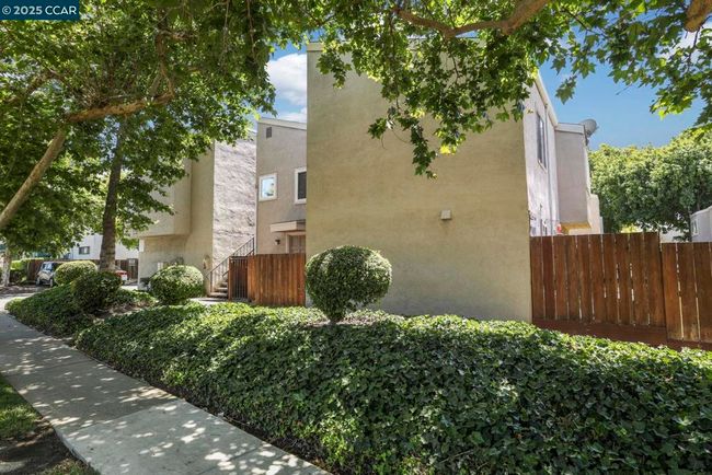 APT-29 - 3712 Willow Pass Rd, Condo with 2 bedrooms, 2 bathrooms and 1 parking in Concord CA | Image 31