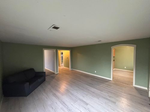 1333 Spring St, Medford, OR, 97504-6220 | Card Image