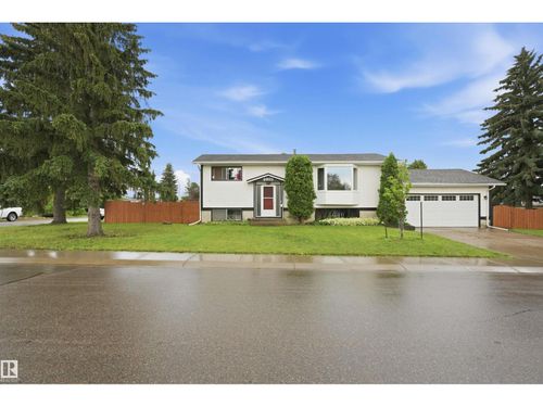 6903 151 Ave Nw, Edmonton, AB, T5C2Y6 | Card Image