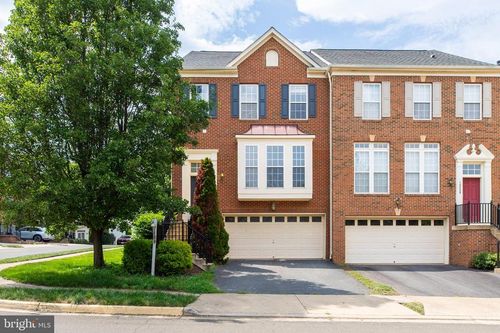18257 Camdenhurst Dr, GAINESVILLE, VA, 20155-6253 | Card Image