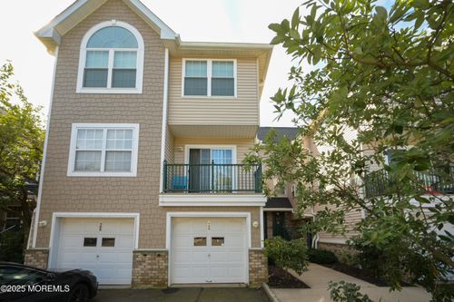 125 Tomahawk Ct, Belle Mead, NJ, 08502-4105 | Card Image