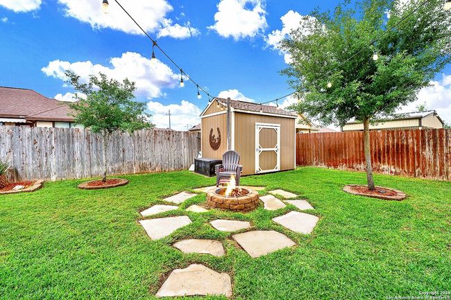 109 Park Way, House other with 4 bedrooms, 3 bathrooms and null parking in Poth TX | Image 29