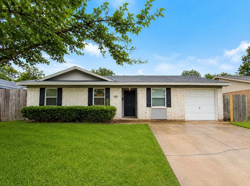 1231 Rutherford Dr, Mesquite, TX, 75149-6223 | Card Image