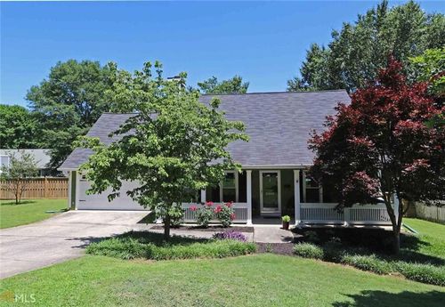 2204 Toucan Ct, Lawrenceville, GA, 30044-6339 | Card Image