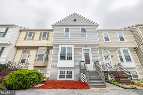 205 Finch Way, NEWARK, DE, 19702-4290 | Card Image