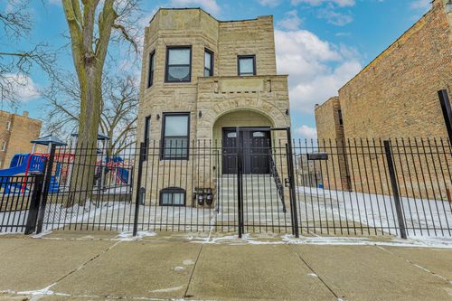 1539 Christiana Ave, Chicago, IL, 60623-2132 | Card Image