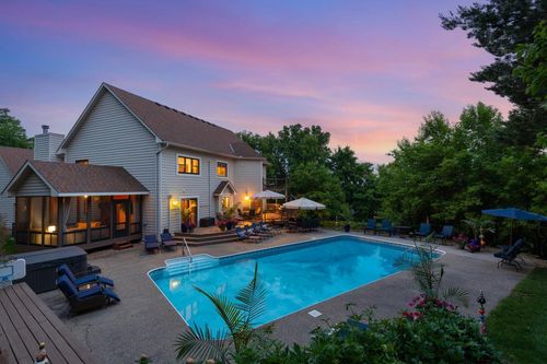 8850 Audubon Rd, Chanhassen, MN, 55317-9407 | Card Image