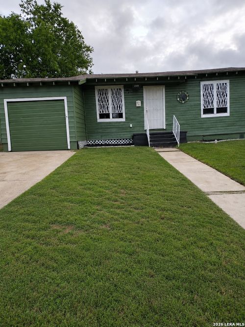 2343 Burnet St, San Antonio, TX, 78202-2606 | Card Image
