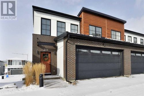 7820 Spring Willow Dr Sw, Calgary, AB, T3H6E1 | Card Image