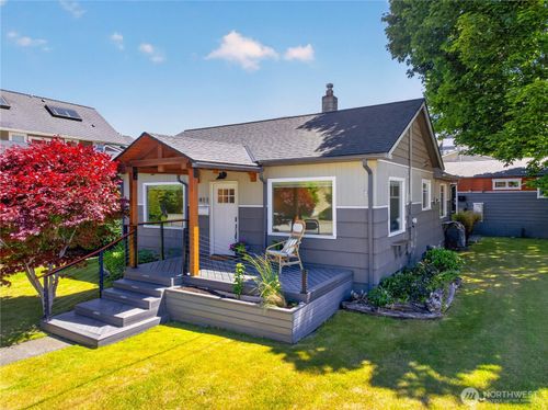 1411 5th St, Anacortes, WA, 98221-1713 | Card Image