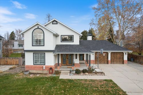 2111 Glacier View Dr, Sandy, UT, 84092-5602 | Card Image