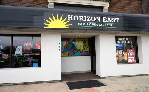 4006 Morningside Ave, Sioux City, IA, 51106-2447 | Card Image