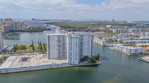 apt-401-301 174th St, Sunny Isles Beach, FL, 33160-3229 | Card Image