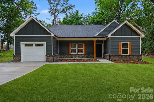 1002 Kingswood Dr, Monroe, NC, 28112-6462 | Card Image