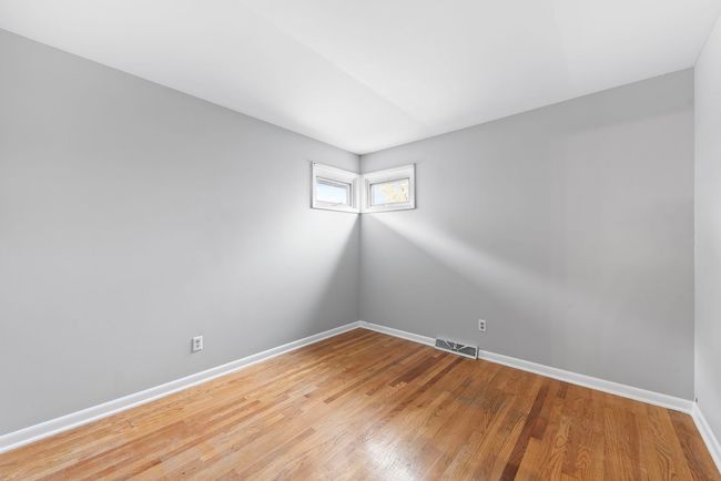 9408 Fran Lin Pkwy, House other with 3 bedrooms, 2 bathrooms and 2 parking in Munster IN | Image 11