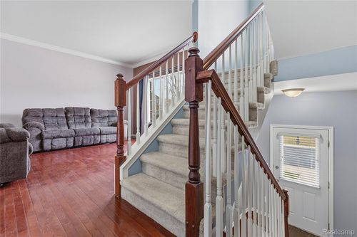 53106 Celtic Dr, Shelby Township, MI, 48315-2129 | Card Image