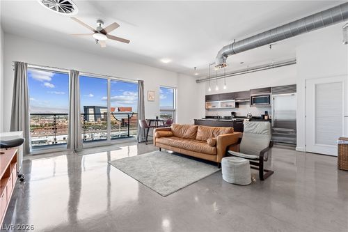 1201-200 Hoover Ave, Las Vegas, NV, 89101-6878 | Card Image