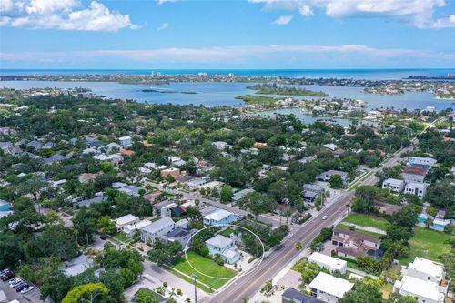 1738 Siesta Dr, SARASOTA, FL, 34239-5948 | Card Image