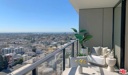 1710-11750 Wilshire Boulevard, Los Angeles, CA, 90025 | Card Image