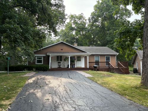 2201 67th Dr, Union Grove, WI, 53182-9524 | Card Image