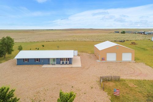 28266 Boaters Blvd, Hot Springs, SD, 57747-7425 | Card Image