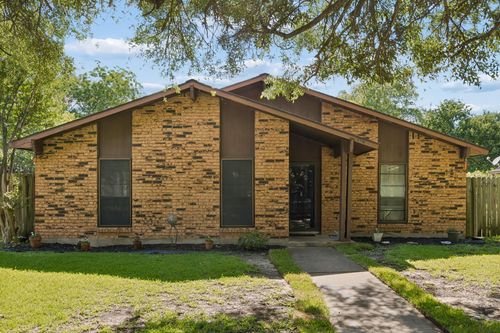 2617 Emberwood Dr, Garland, TX, 75043-6047 | Card Image