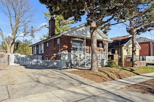 23 Marsh Road, Scarborough, ON, M1K1Y6 | Card Image