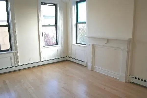 Residential Lease in Hoboken 3