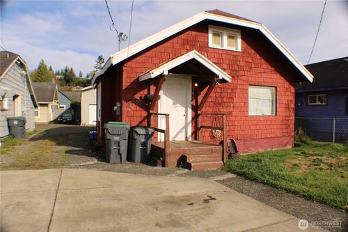 309 Eklund Ave, Hoquiam, WA, 98550-1720 | Card Image