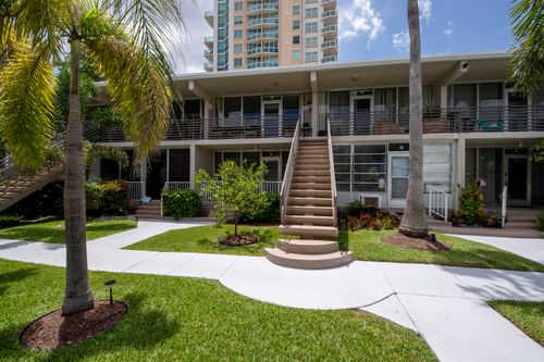 apt-d10-901 N Birch Rd, Fort Lauderdale, FL, 33304-3329 | Card Image