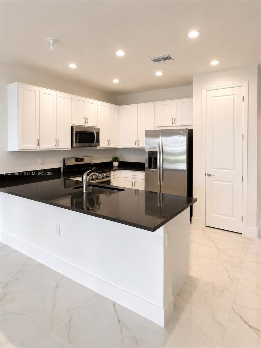 Residential Lease in Port St. Lucie 3