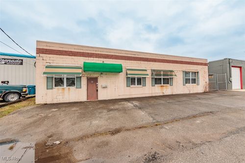 160 Eady Ct, Elyria, OH, 44035-4124 | Card Image