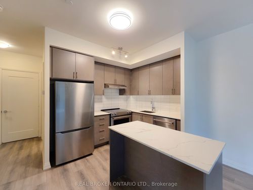 618-9000 Jane St, Concord, ON, L4K0M6 | Card Image