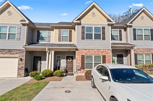 5369 Creekview Way, Morrow, GA, 30260-4218 | Card Image