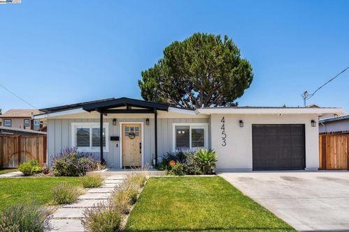 4453 Porter St, Fremont, CA, 94538-2803 | Card Image