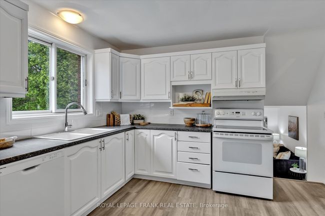 17 Claudette Crt, House other with 3 bedrooms, 4 bathrooms and 5 parking in Peterborough ON | Image 13